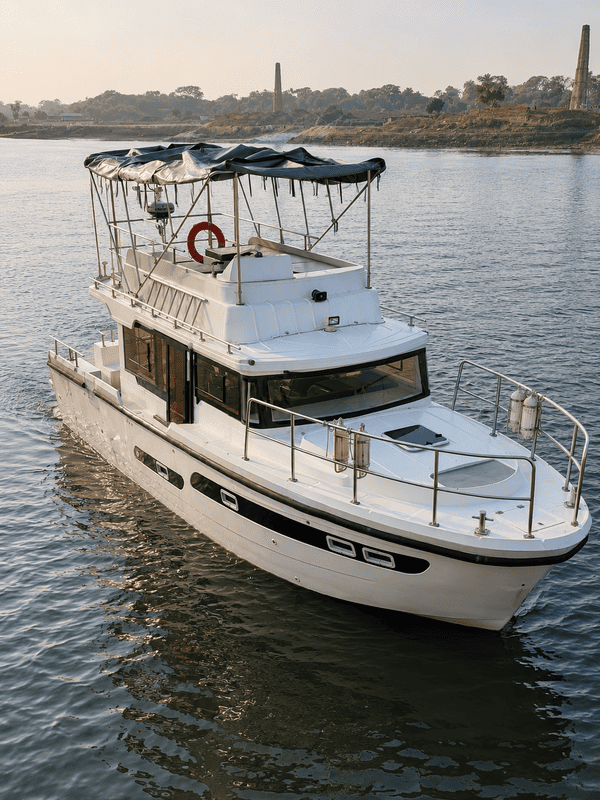 Yacht Gallery Image